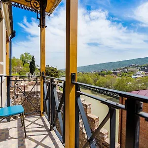 Hotel Metekhi's Galavani